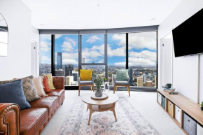 Margaret in the Sky - An Exceptional Urban Retreat